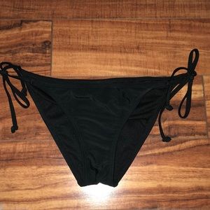black bikini bottoms